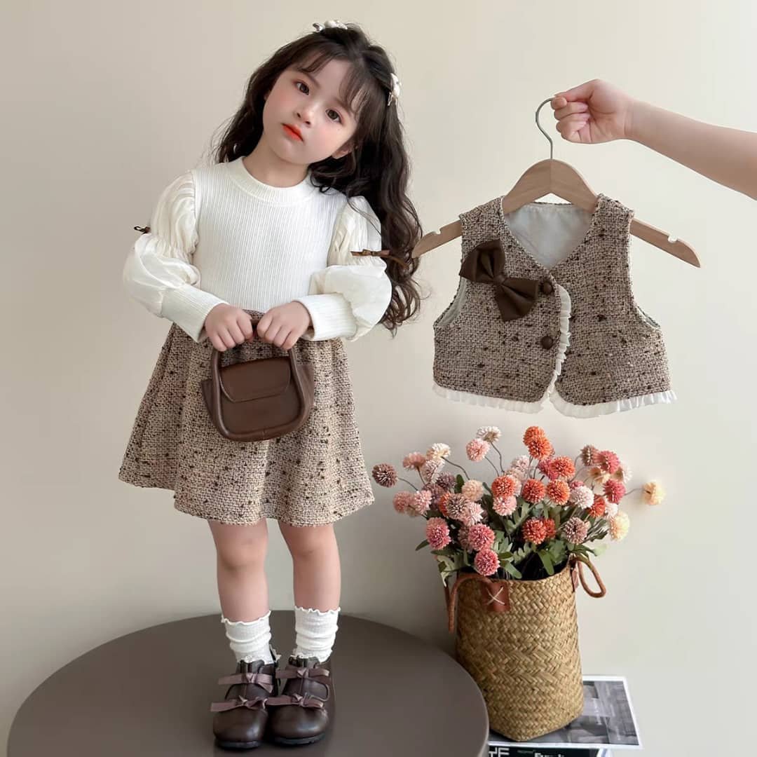 فستان شانيل الصغير - الصورة 2